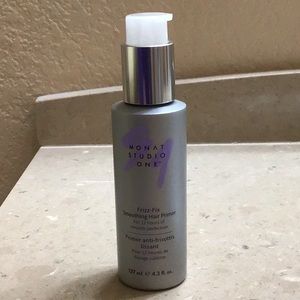 Monat Studio One Frizz-Fix Serum